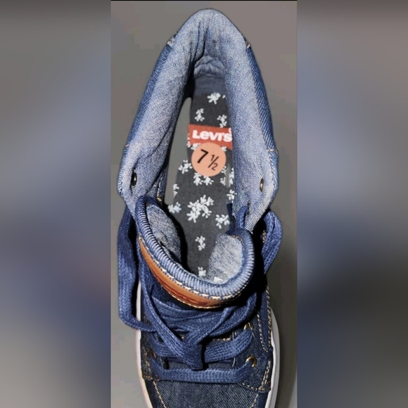 Levi’s High Top Denim Sneakers Womens Size 7.5Casual Lace Up (Mint Condition) - Picture 8 of 10